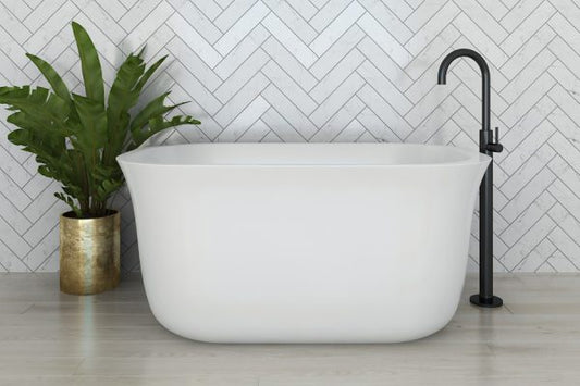 LINDO 1300  Freestanding Soaker Bath